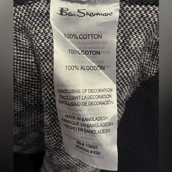Ben Sherman All Over Geometric Design Crew Neck Navy & Whte Sweater in Marine XL - Picture 6 of 12